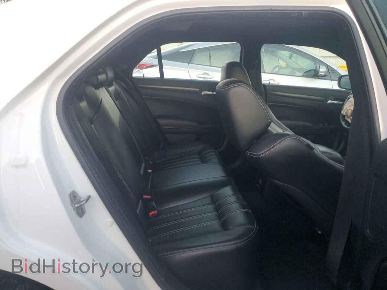 2013 CHRYSLER 300 - VIN: 2C3CCAGG3DH703840 - Фото 10