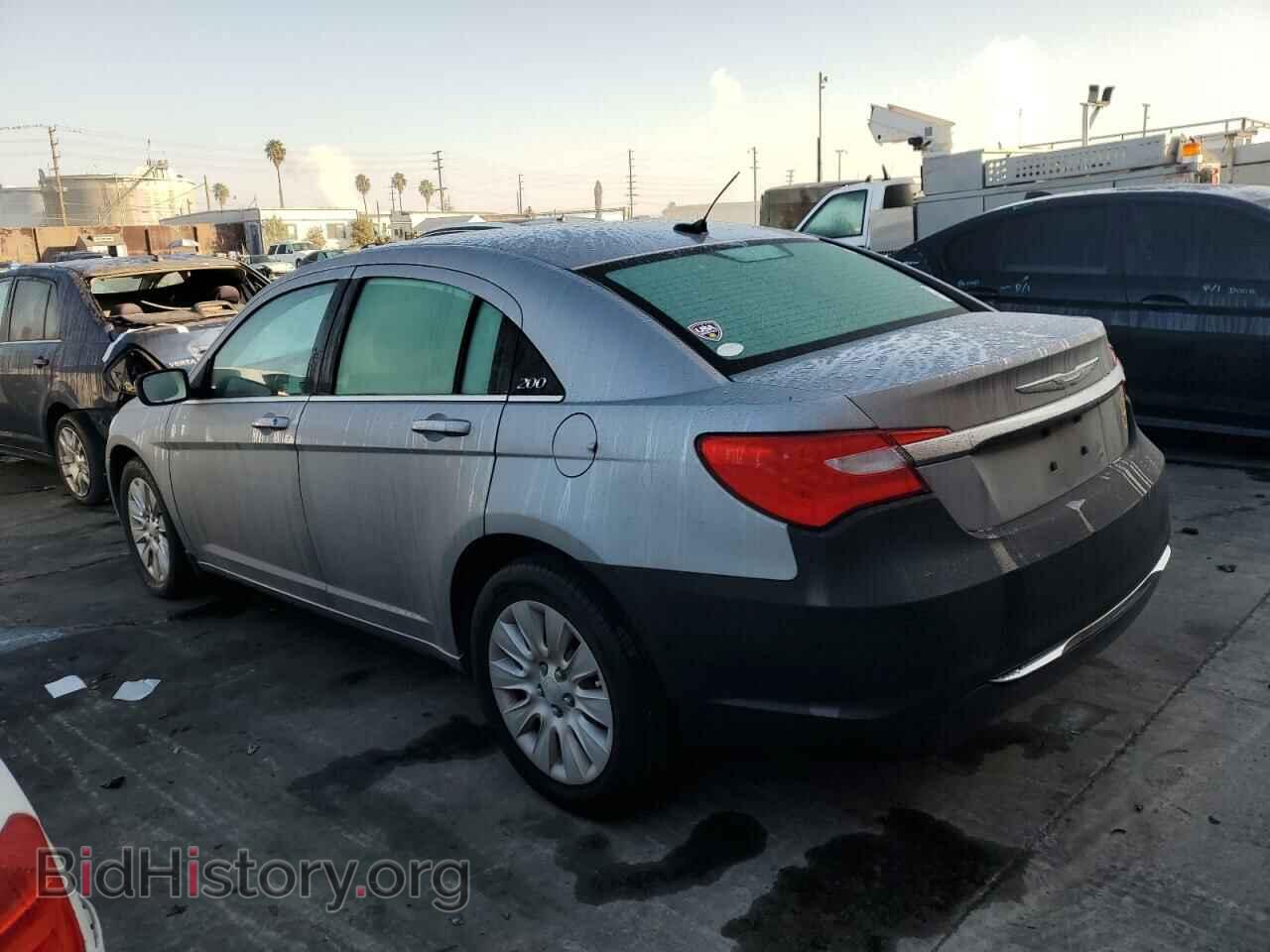 2013 CHRYSLER 200 - VIN: 1C3CCBAB0DN634809 - Photo 2