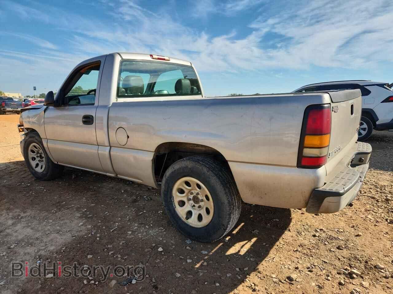 2005 GMC SIERRA - VIN: 1GTEC14X85Z126099 - Фото 2