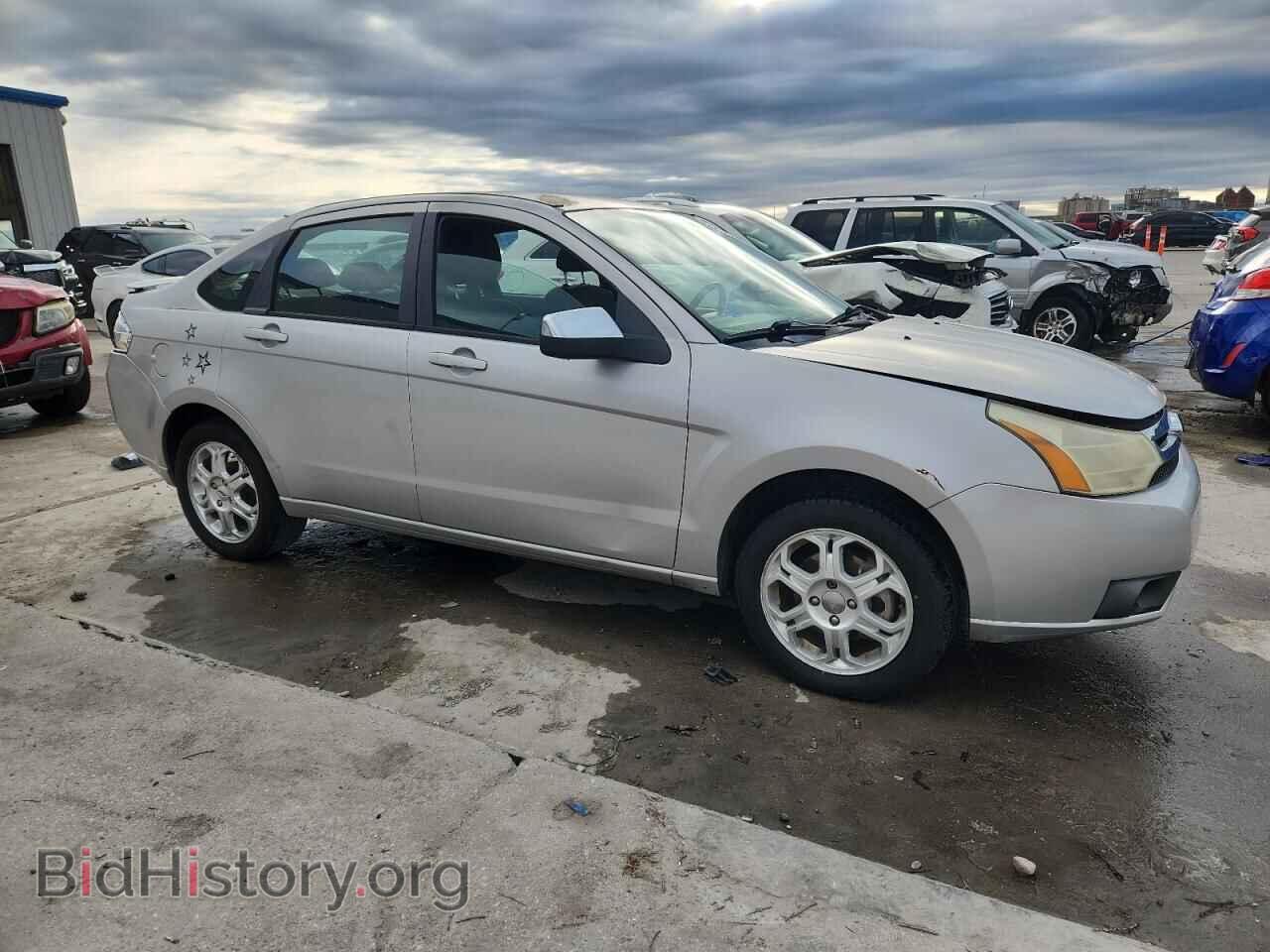 2009 FORD FOCUS - VIN: 1FAHP36N29W108977 - Фото 4