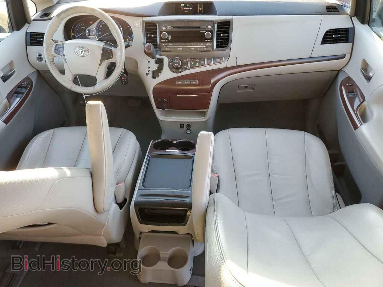 2011 TOYOTA All Models - VIN: 5TDYK3DC1BS170855 - Фото 8
