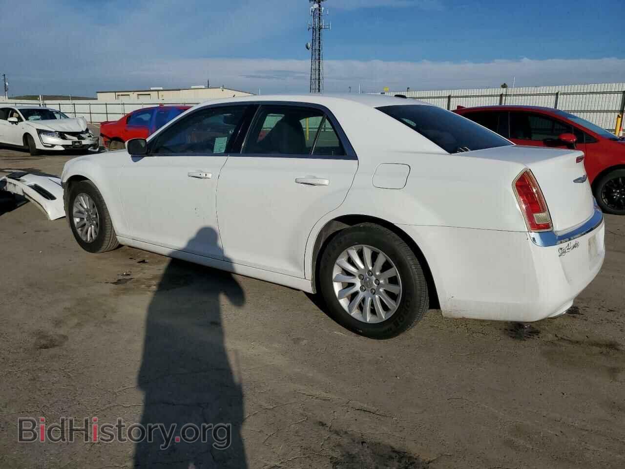 2012 CHRYSLER 300 - VIN: 2C3CCAAG8CH272984 - Фото 2