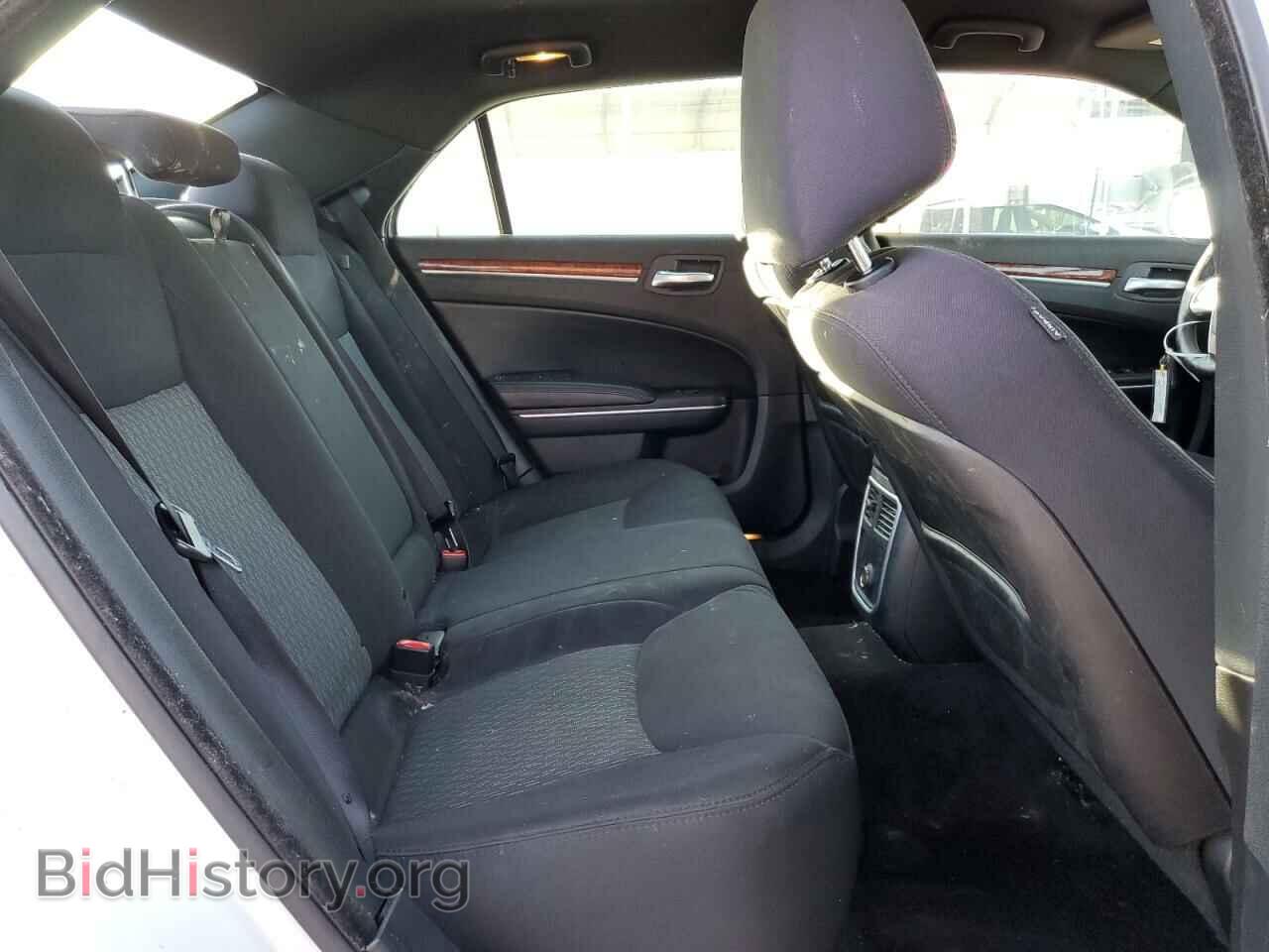 2012 CHRYSLER 300 - VIN: 2C3CCAAG8CH272984 - Фото 10