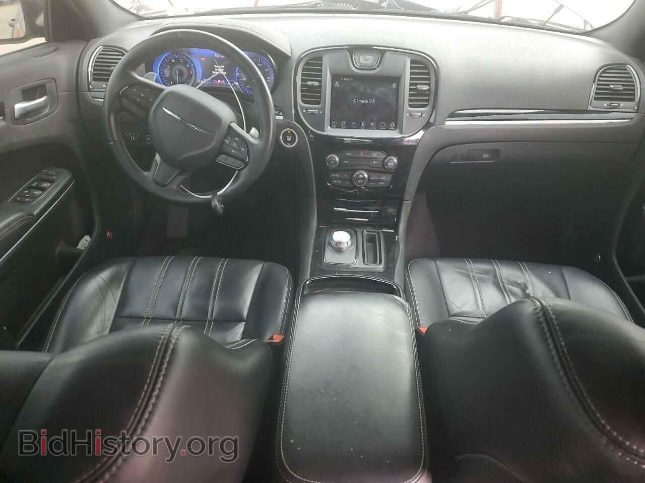 2017 CHRYSLER 300 - VIN: 2C3CCAGG8HH553214 - Фото 8