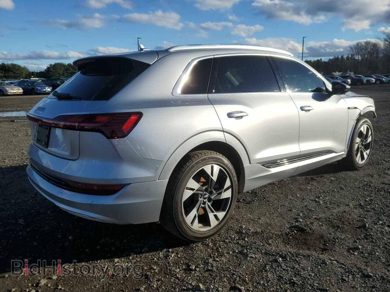 2021 AUDI E-TRON - VIN: WA1LAAGE3MB016702 - Фото 3