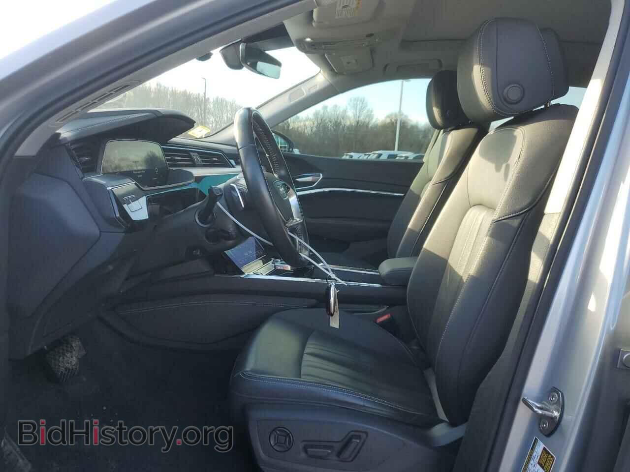 2021 AUDI E-TRON - VIN: WA1LAAGE3MB016702 - Фото 7