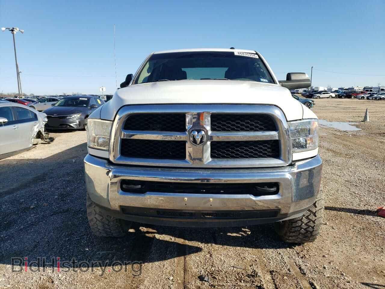 2017 RAM All Models - VIN: 3C6UR5HJ9HG726343 - Фото 5