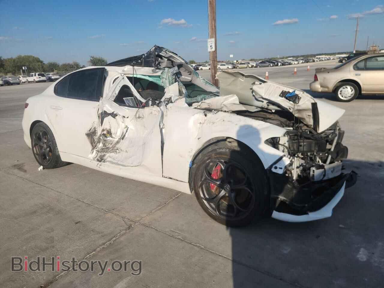 2017 ALFA ROMEO GIULIA - VIN: ZARFAECN9H7548860 - Фото 4