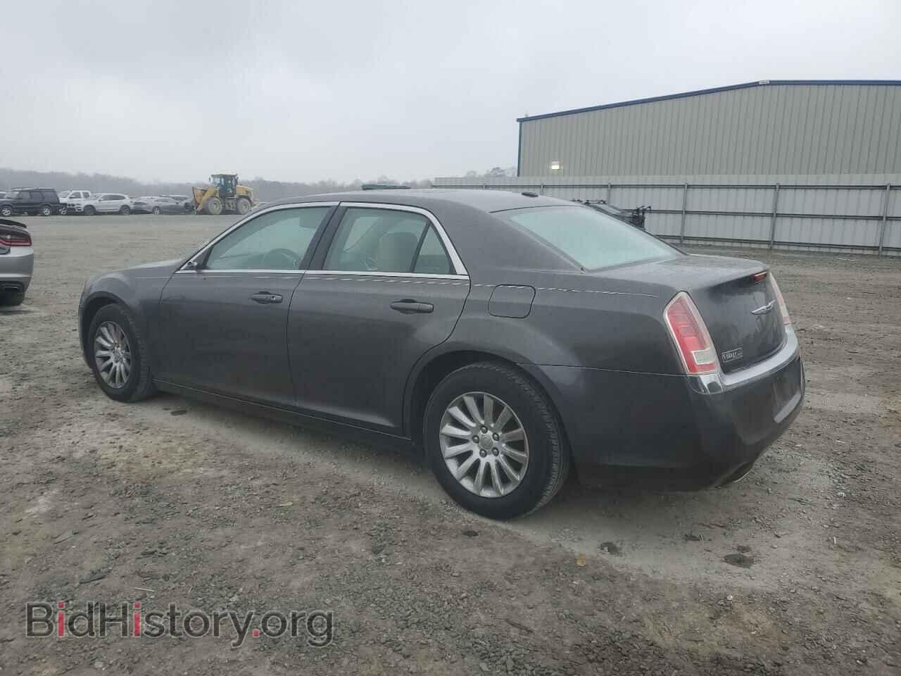 2013 CHRYSLER 300 - VIN: 2C3CCAAG6DH543011 - Фото 2