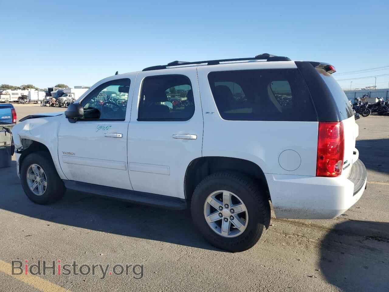 2011 GMC YUKON - VIN: 1GKS2CE08BR366482 - Фото 2