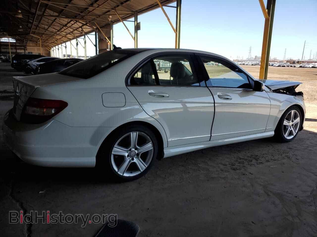 2011 MERCEDES-BENZ C-CLASS - VIN: WDDGF8BB8BR175658 - Фото 3