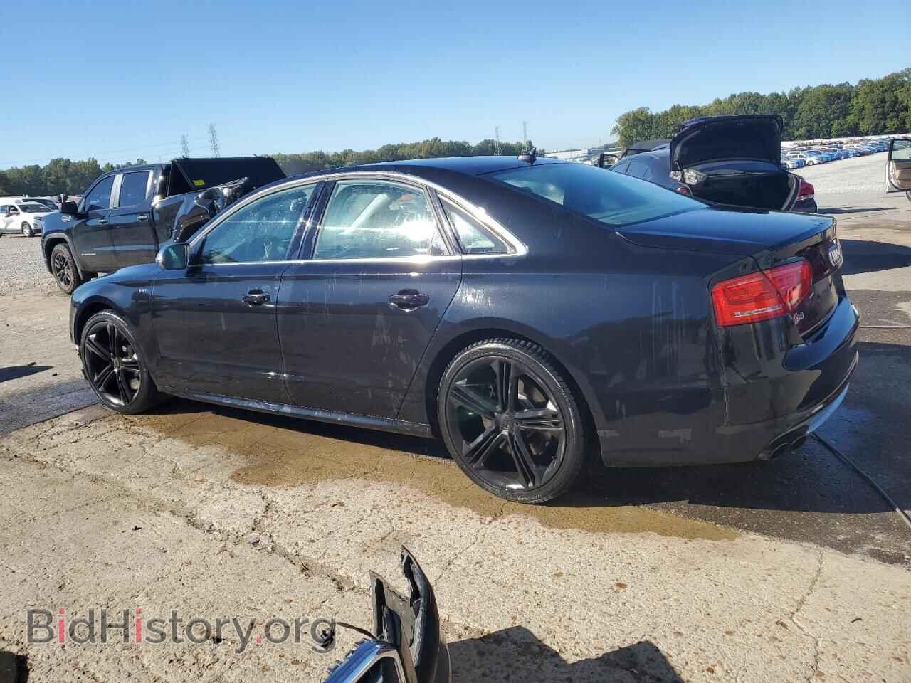 2014 AUDI S8 - VIN: WAUD2AFD3EN005115 - Фото 2