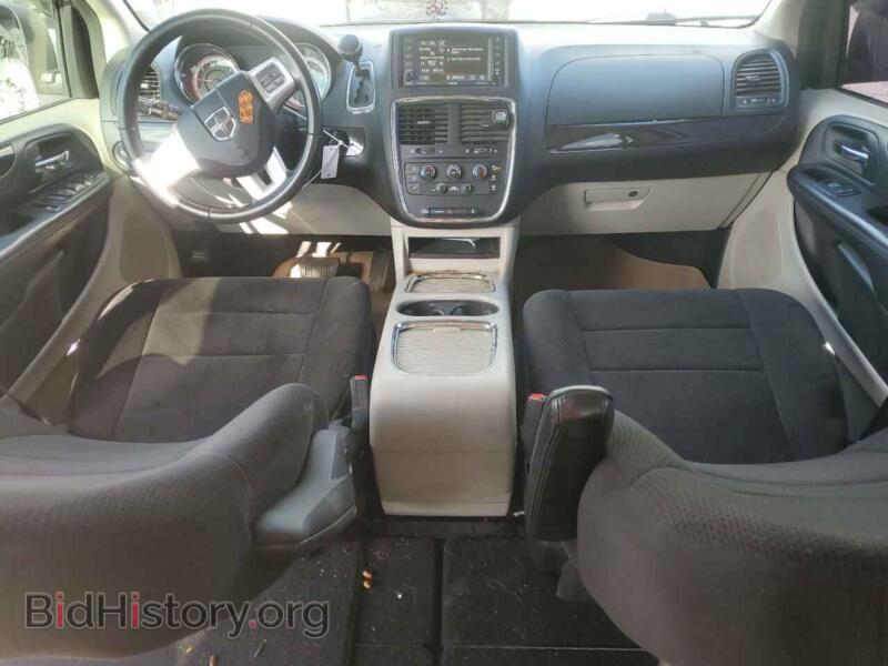 2013 Dodge CARAVAN (VIN 2C4RDGCG3DR628529) — photo 8 of 13