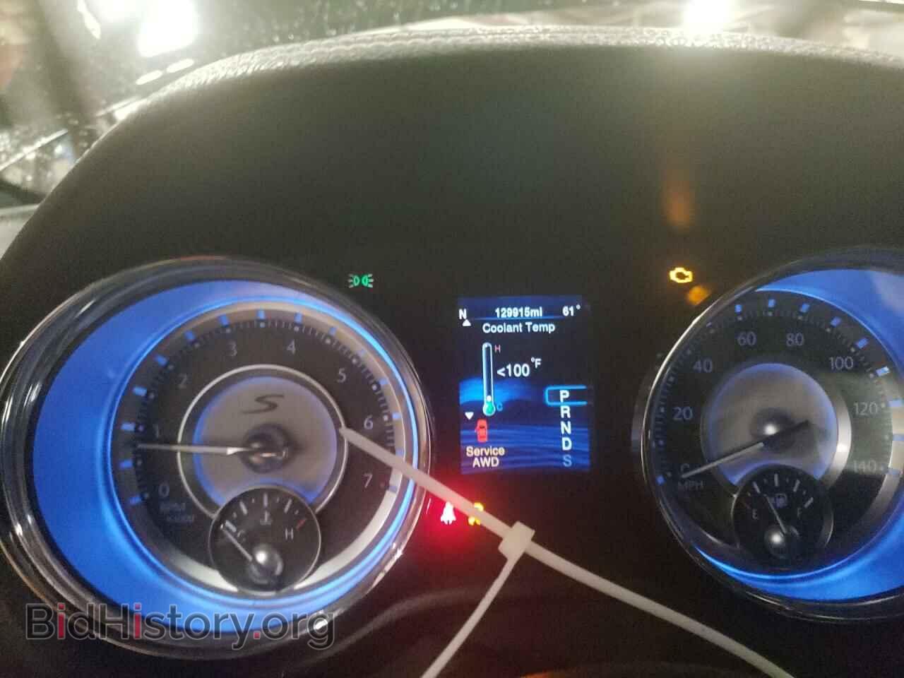 2014 CHRYSLER 300 - VIN: 2C3CCAGG3EH297401 - Фото 9