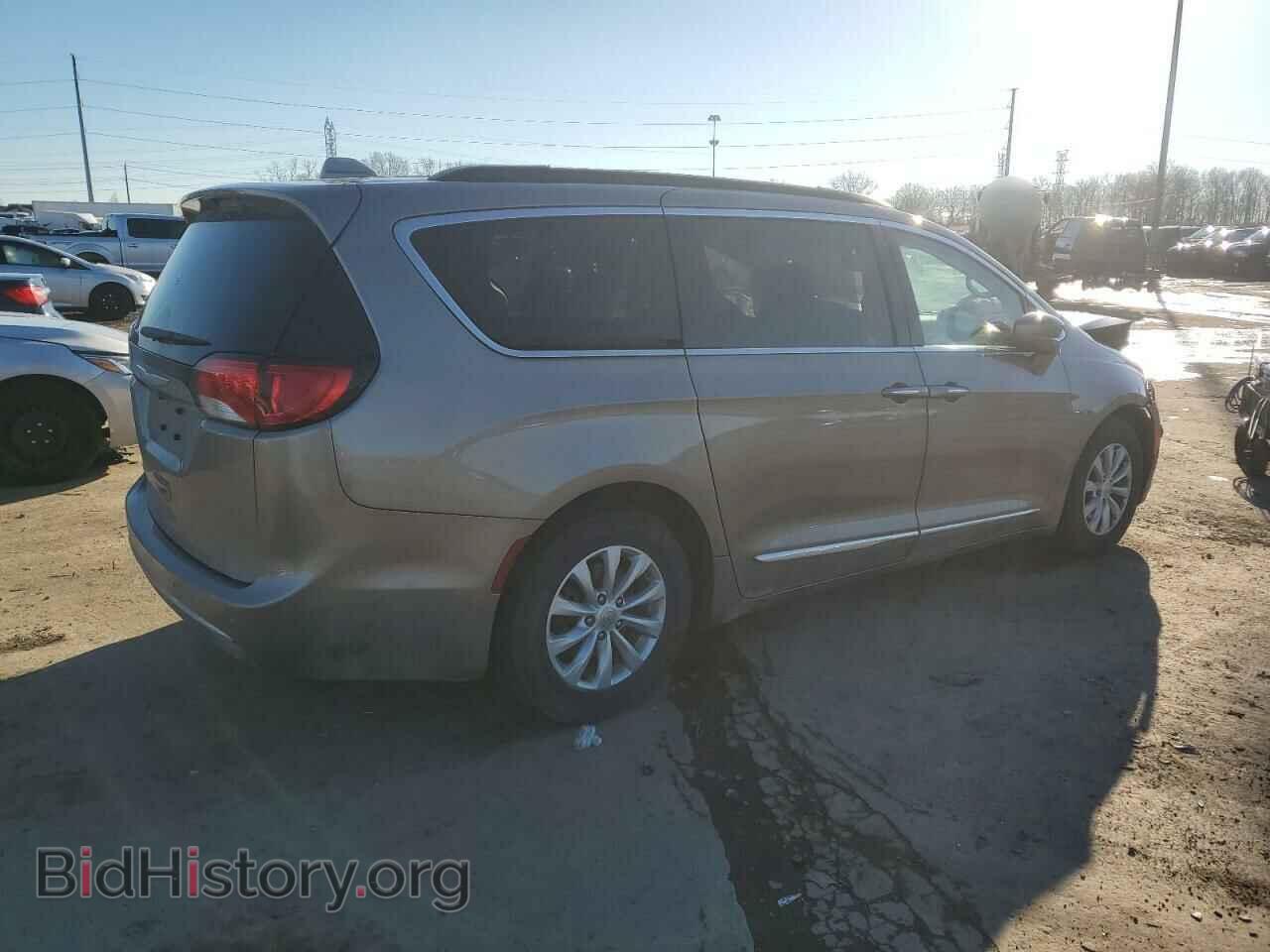 2017 CHRYSLER PACIFICA - VIN: 2C4RC1BG5HR752258 - Фото 3