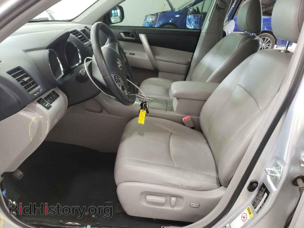 2013 TOYOTA HIGHLANDER - VIN: 5TDBK3EH8DS243304 - Фото 7