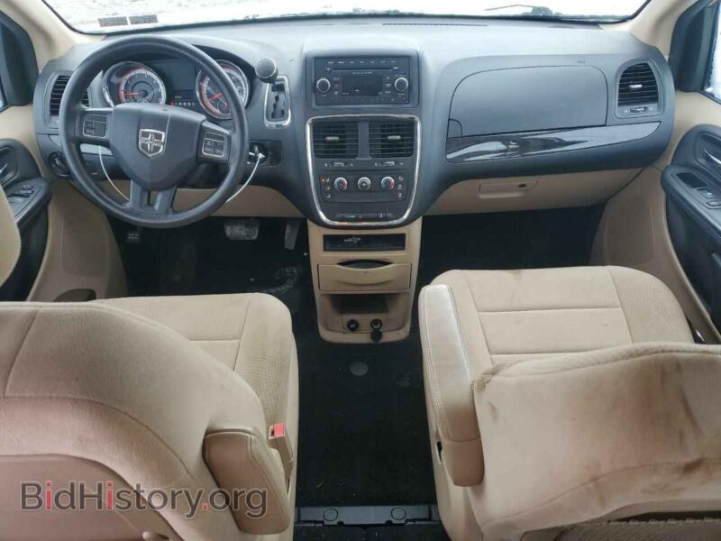 2014 Dodge CARAVAN (VIN 2C4RDGBG0ER166174) — photo 8 of 13