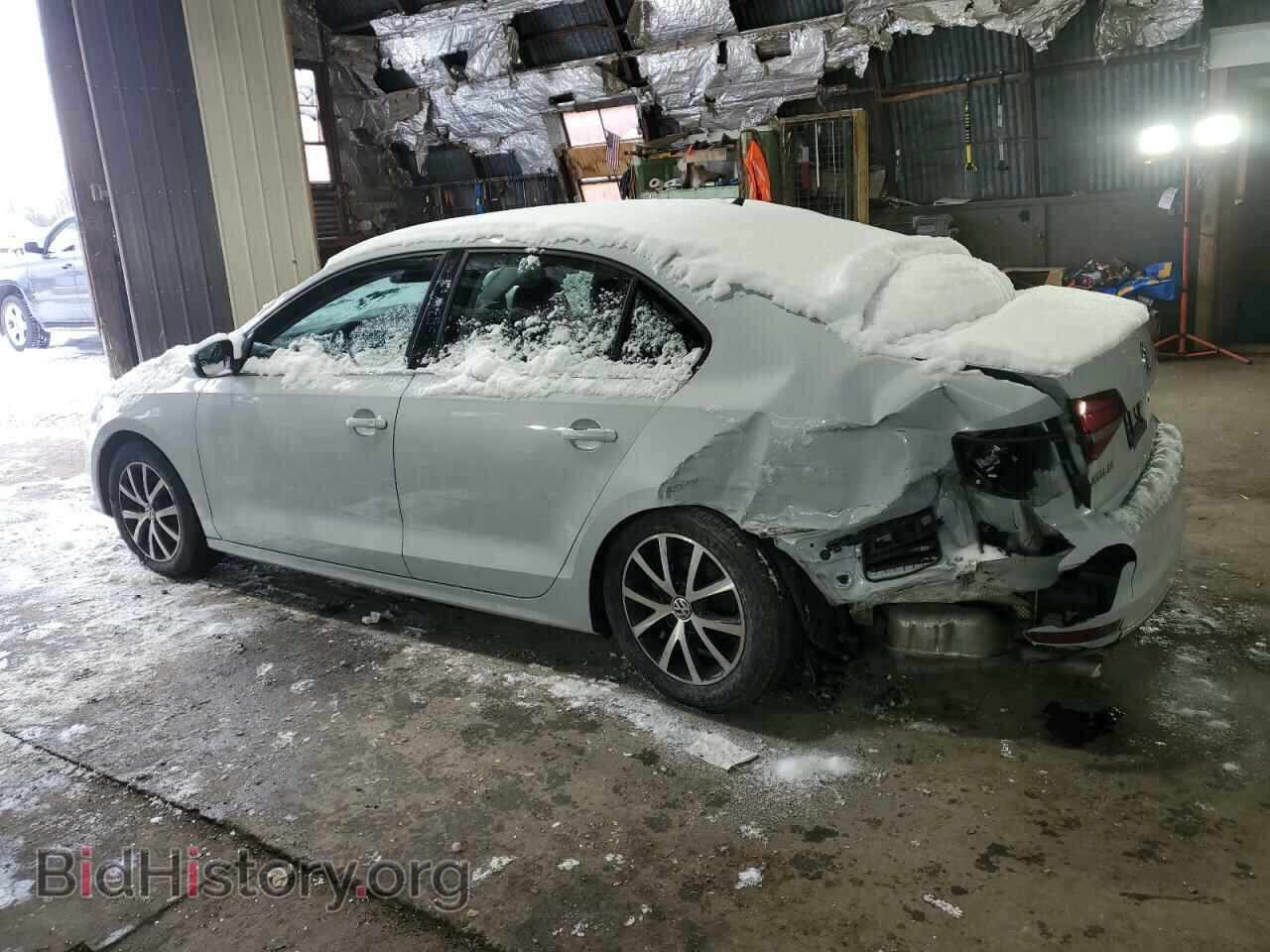 2017 VOLKSWAGEN JETTA - VIN: 3VWDB7AJ7HM268982 - Фото 2