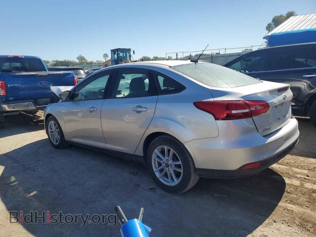 2017 FORD FOCUS - VIN: 1FADP3F20HL329711 - Фото 2