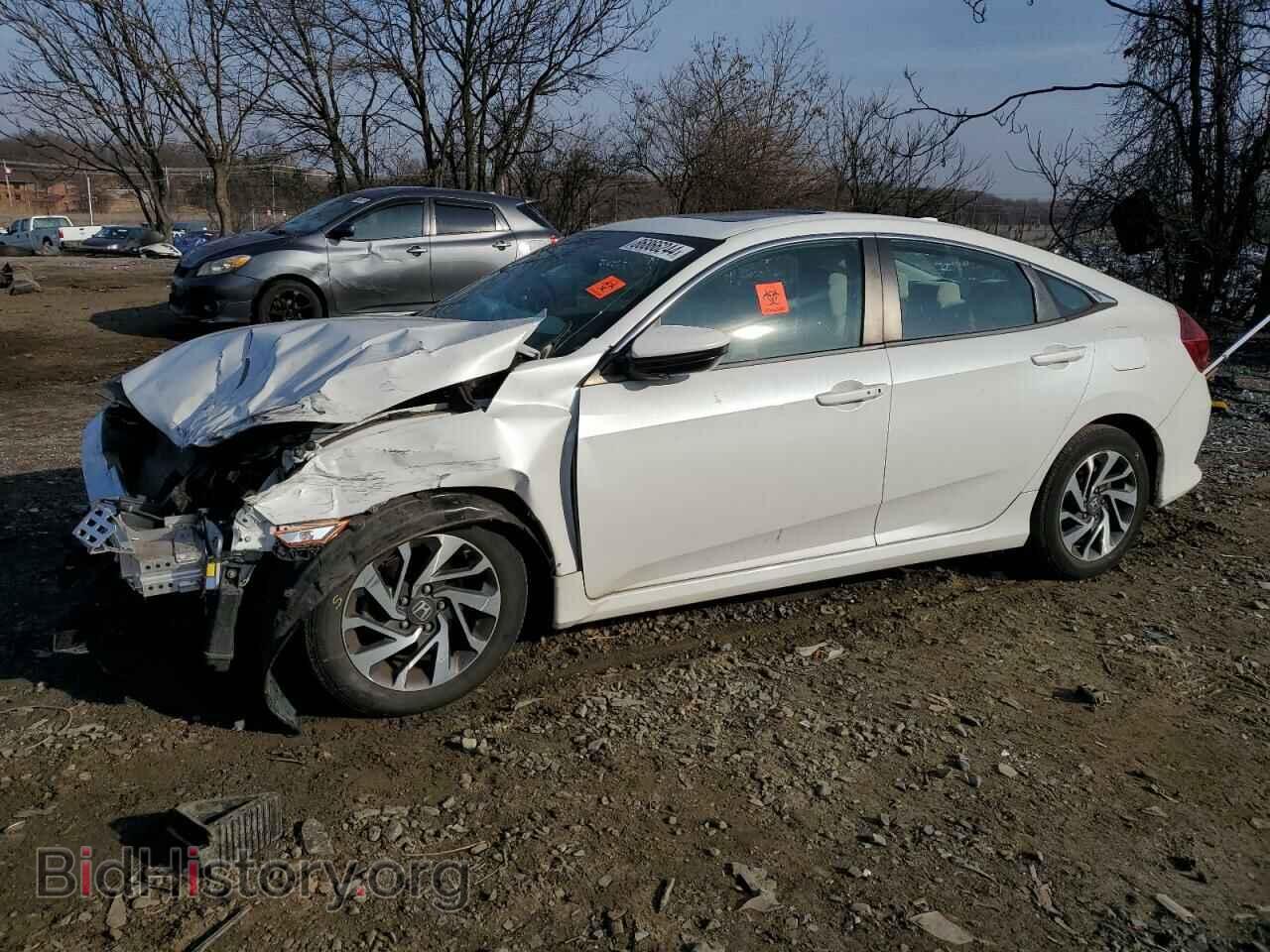 Фотография 19XFC2F72JE207130 - HONDA CIVIC 2018