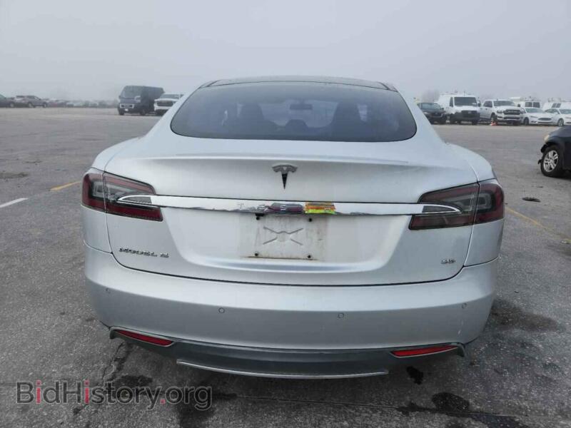 2013 Tesla MODEL S (VIN 5YJSA1CN0DFP22661) — фото 6 из 12
