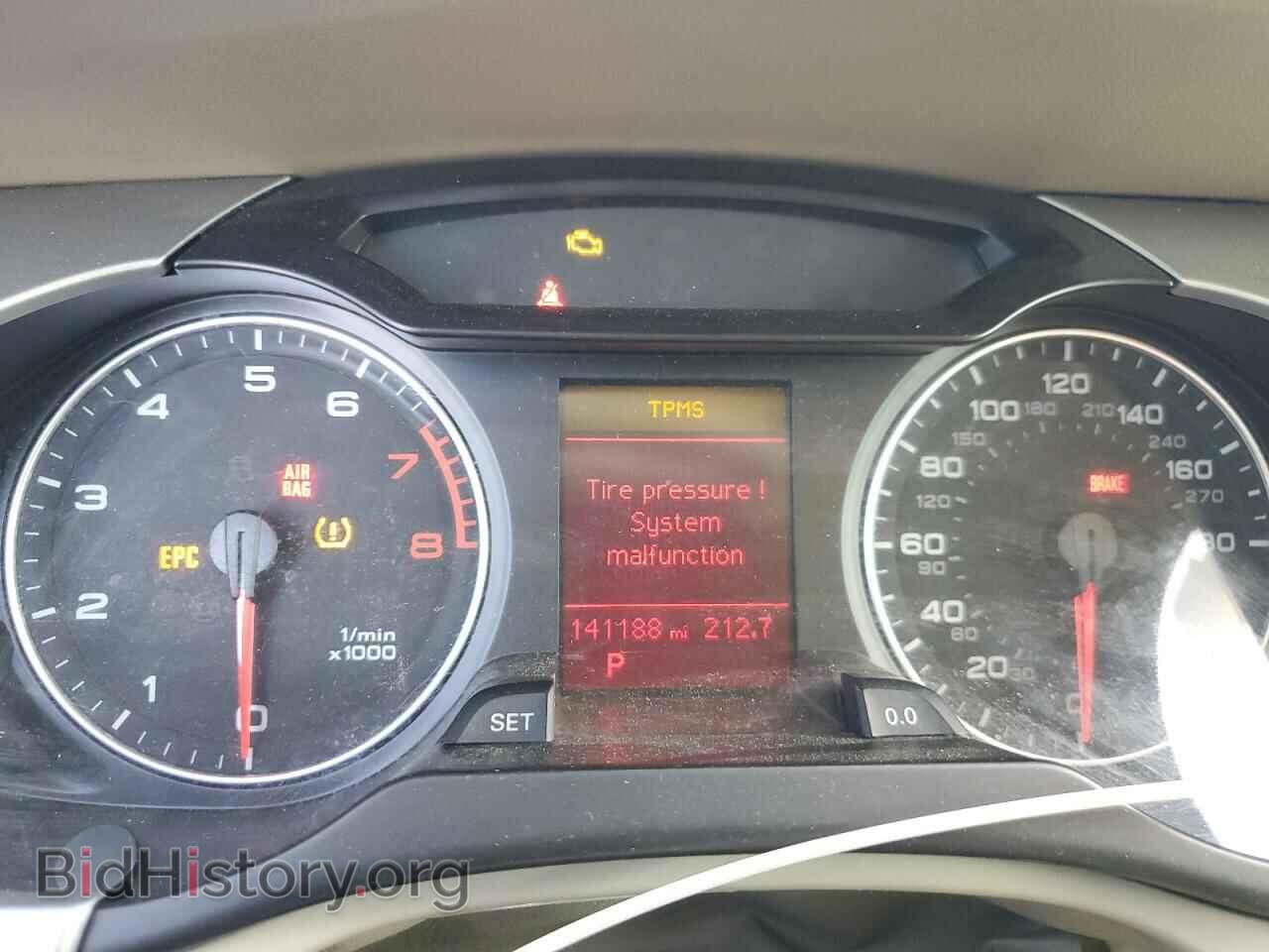 2010 AUDI A4 - VIN: WAUAFAFL7AN070624 - Фото 9