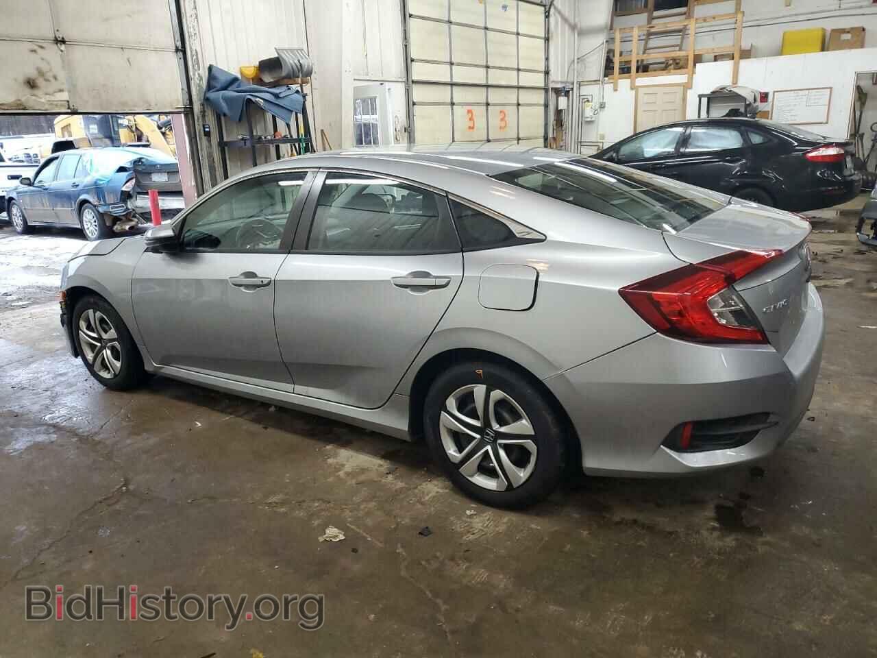 2018 HONDA CIVIC - VIN: 19XFC2F58JE033885 - Фото 2