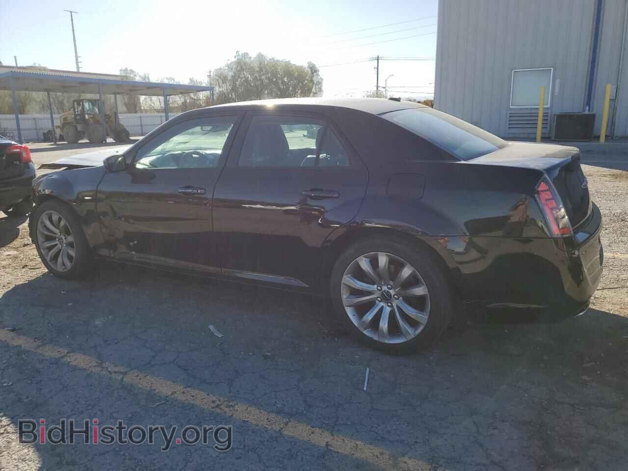 2014 CHRYSLER 300 - VIN: 2C3CCABG8EH358202 - Фото 2