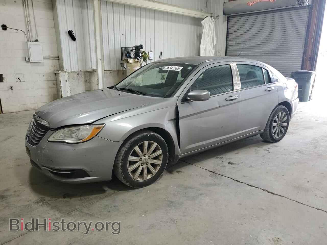Фотография 1C3CCBBB2DN585014 - CHRYSLER 200 2013