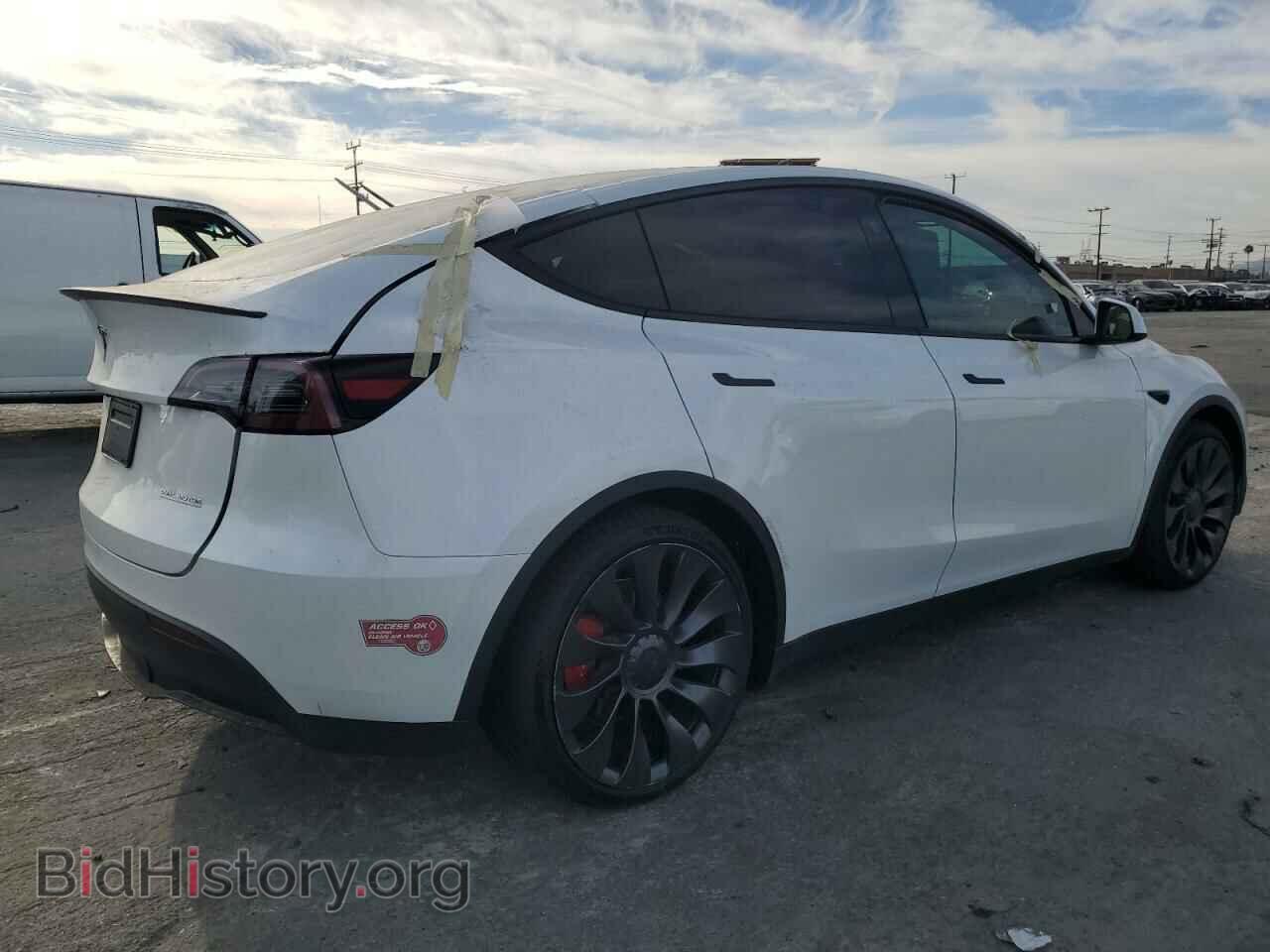 2023 TESLA MODEL Y - VIN: 7SAYGDEF1PF876710 - Фото 3