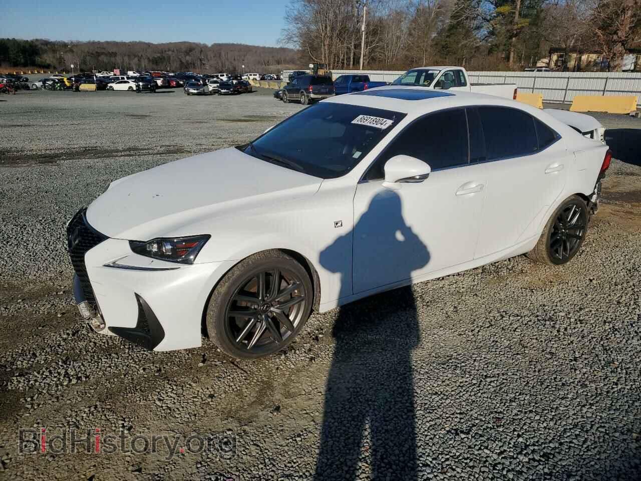 Photo JTHBA1D22H5045350 - LEXUS IS 2017