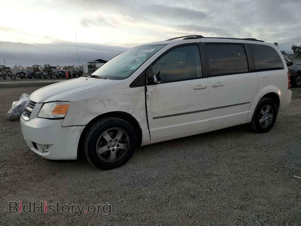 Photo 2D4RN5D13AR484233 - DODGE CARAVAN 2010