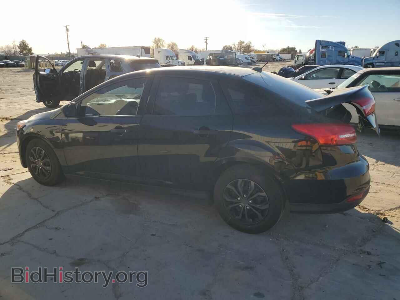 2017 FORD FOCUS - VIN: 1FADP3E22HL321563 - Фото 2