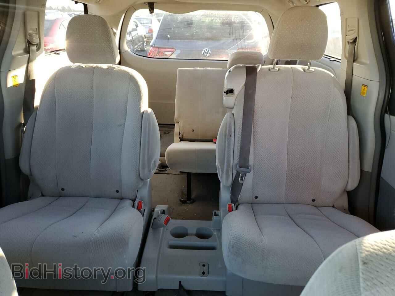 2011 TOYOTA All Models - VIN: 5TDKK3DCXBS036027 - Фото 10