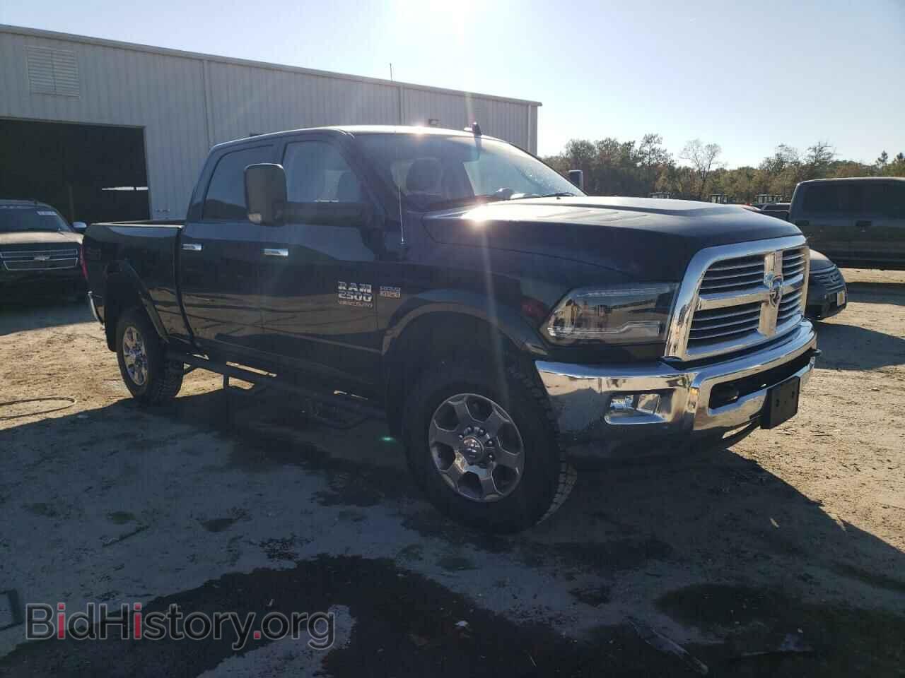 2018 RAM All Models - VIN: 3C6UR5DJ9JG201634 - Photo 4