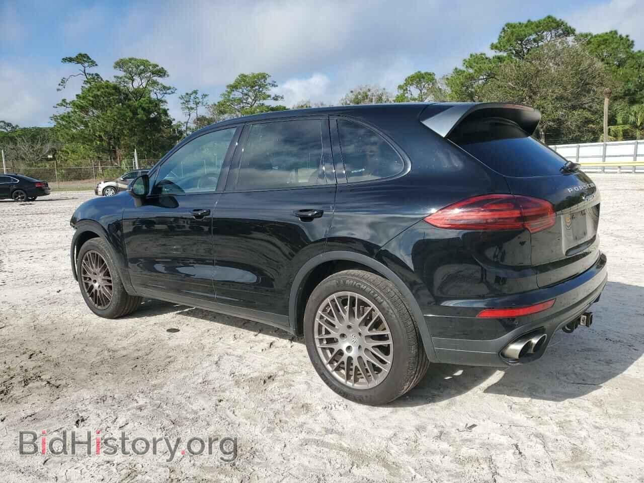 2017 PORSCHE CAYENNE - VIN: WP1AB2A27HLA52096 - Фото 2