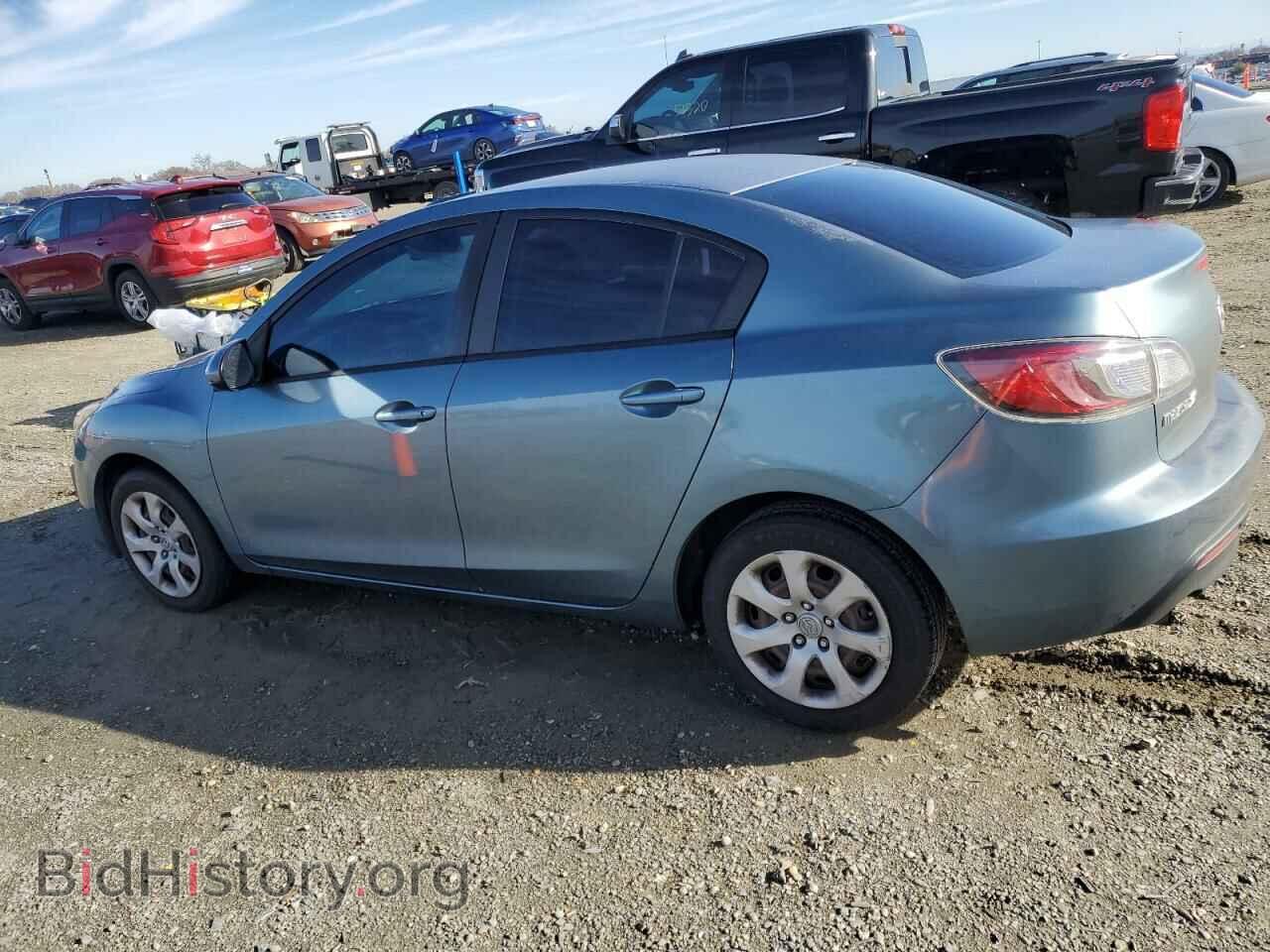 2011 MAZDA 3 - VIN: JM1BL1UG3B1447545 - Фото 2