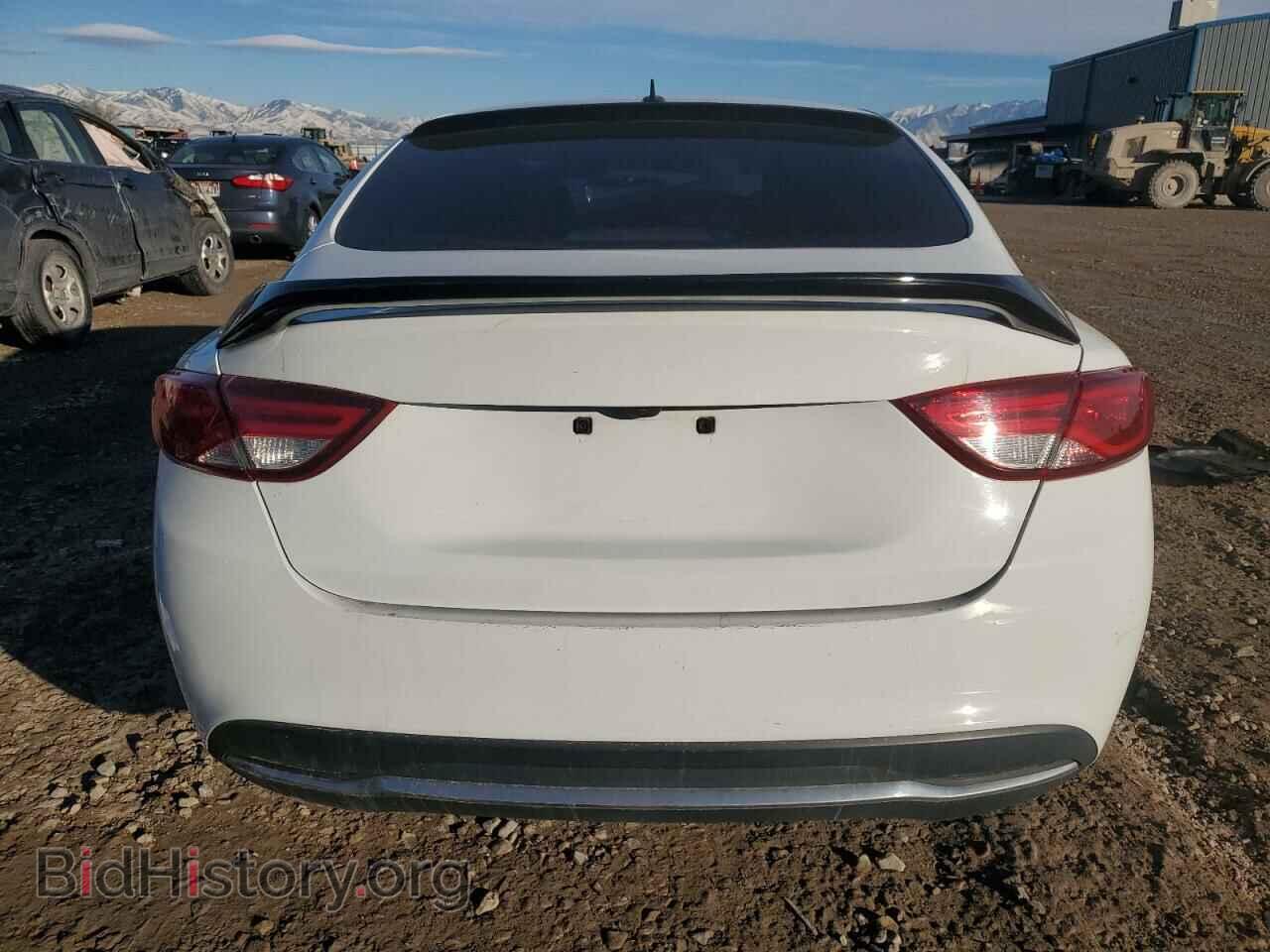 2016 CHRYSLER 200 - VIN: 1C3CCCAB6GN120778 - Фото 6