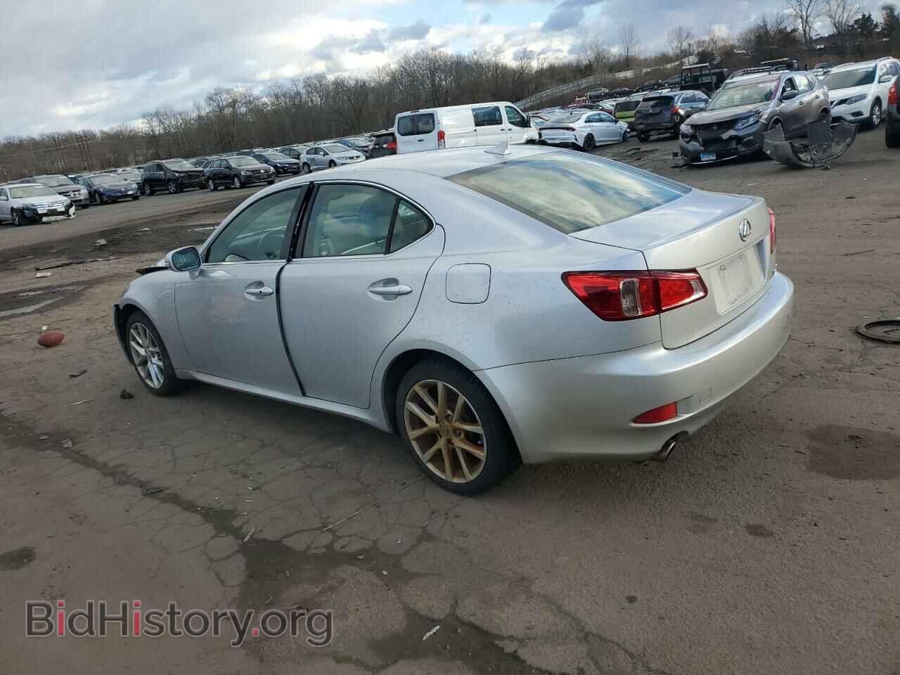 2012 LEXUS IS - VIN: JTHCF5C20C5058301 - Фото 2