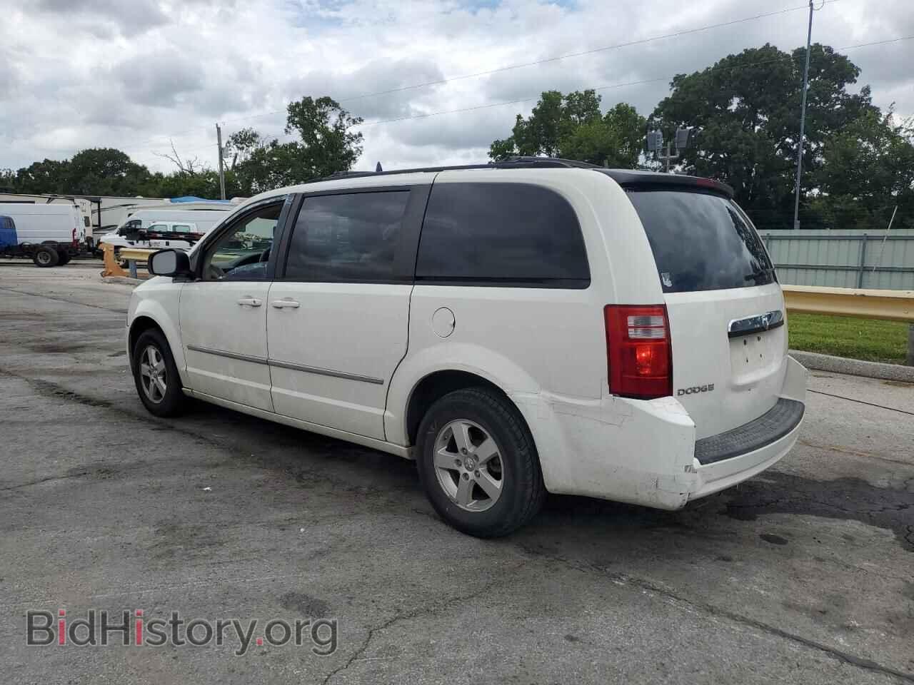 2010 DODGE CARAVAN - VIN: 2D4RN5D17AR211697 - Фото 2