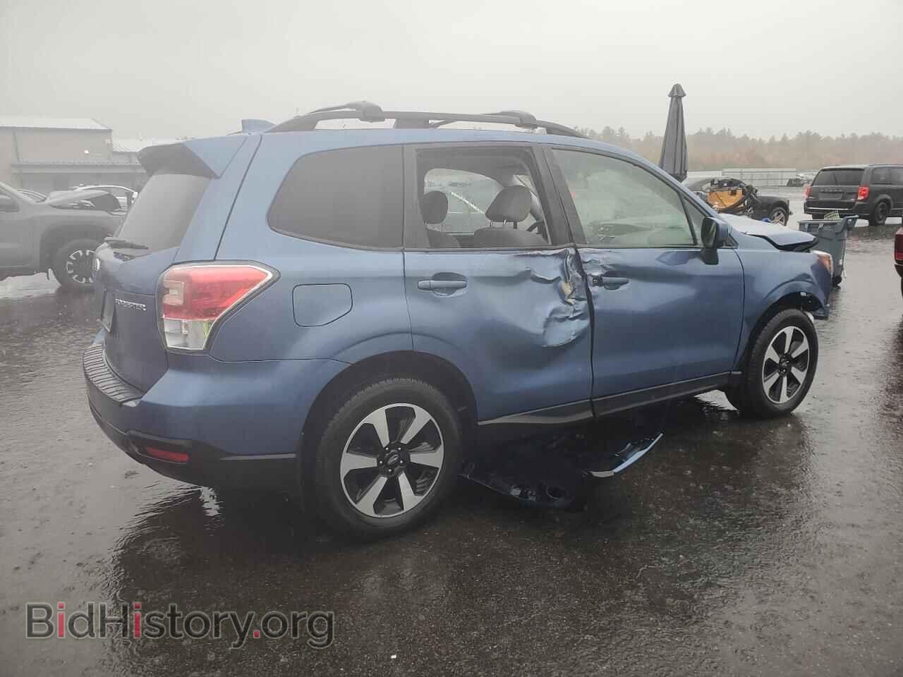 2018 SUBARU FORESTER - VIN: JF2SJAEC7JH617169 - Фото 3