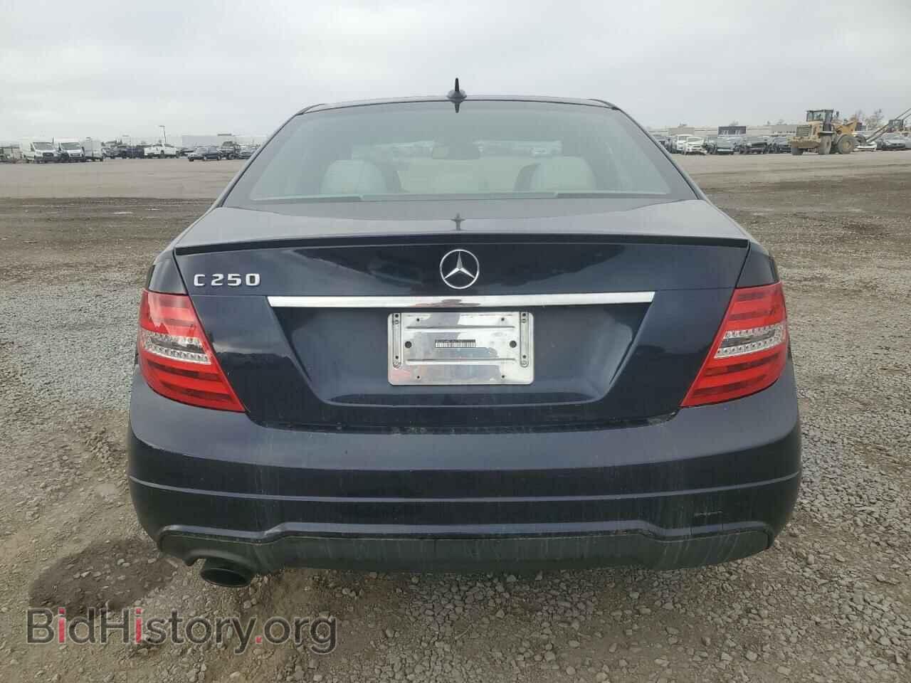 2012 MERCEDES-BENZ C-CLASS - VIN: WDDGF4HB0CA627943 - Фото 6