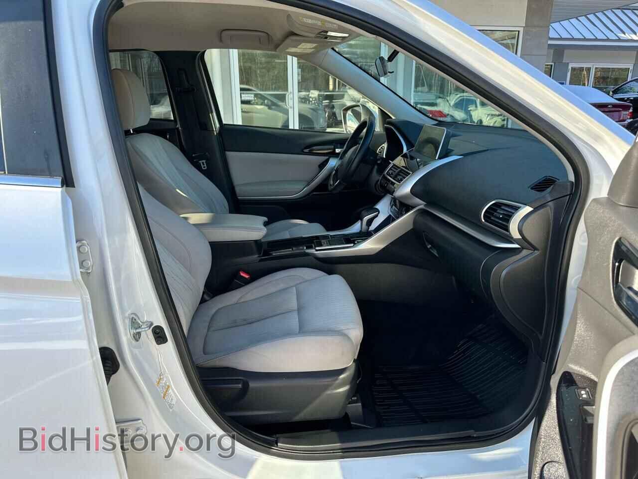 2018 MITSUBISHI ECLIPSE - VIN: JA4AT5AA5JZ038864 - Photo 5
