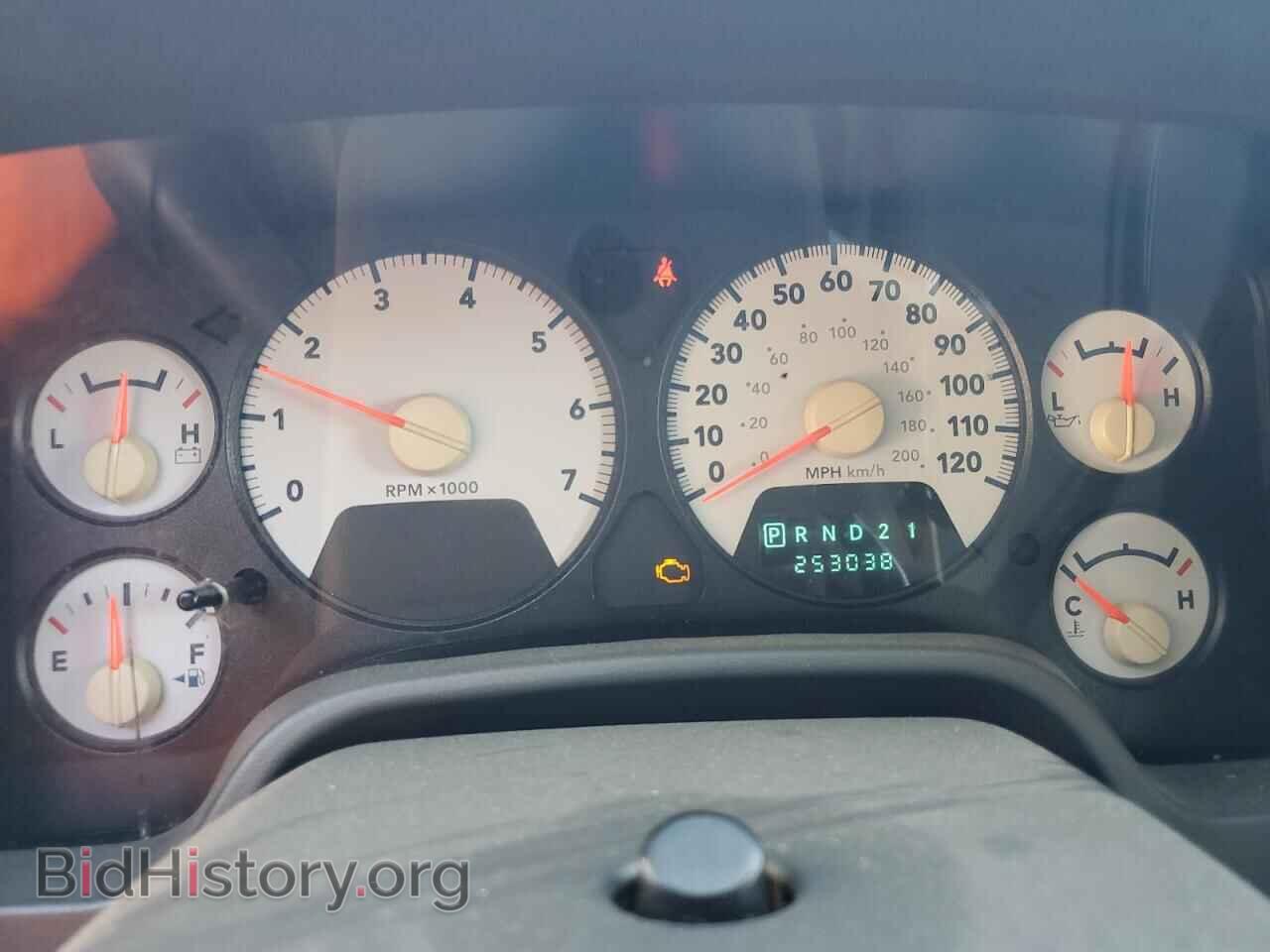 2007 DODGE RAM 1500 - VIN: 1D7HA18PX7J634028 - Фото 9