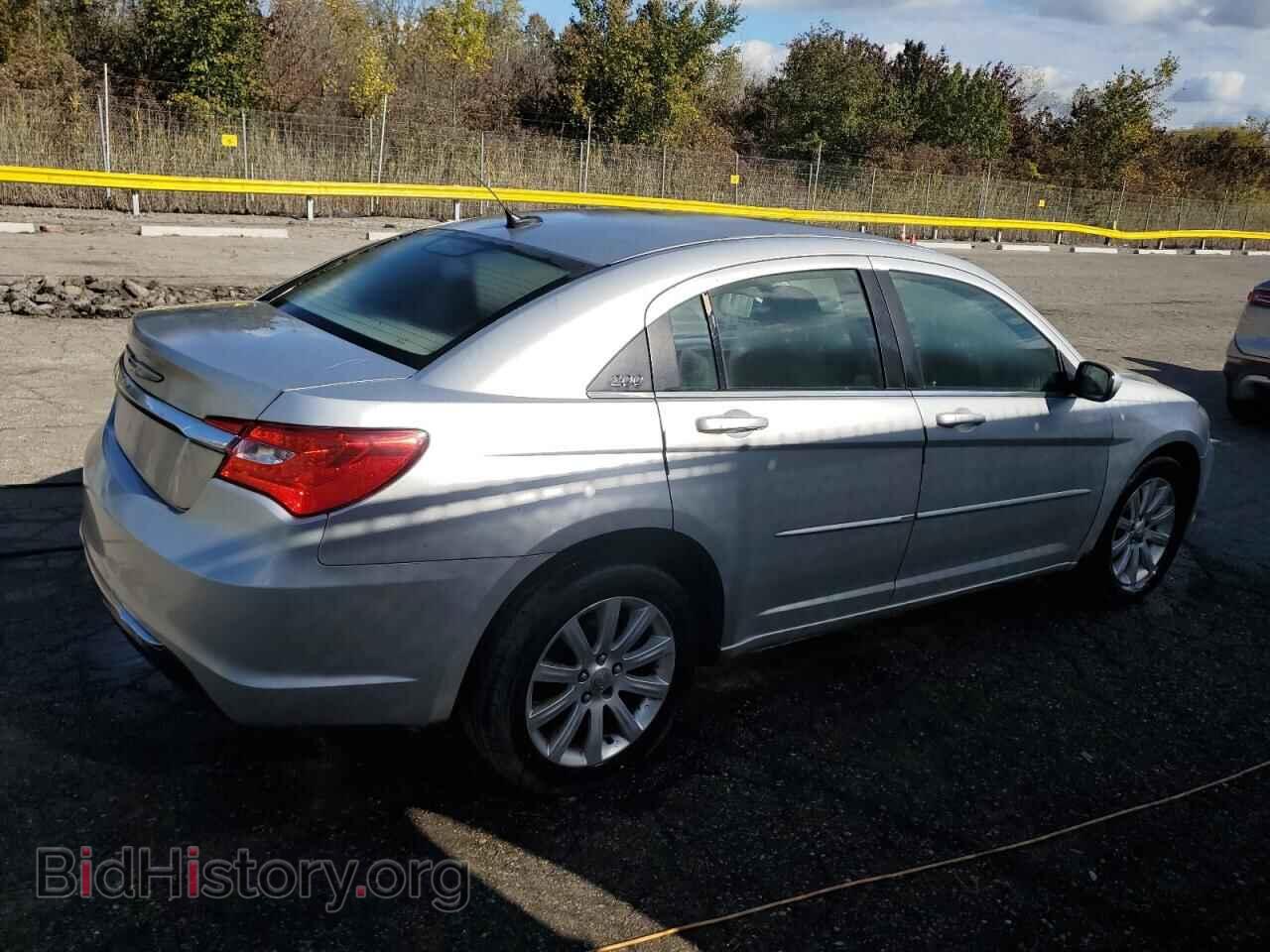 2011 CHRYSLER 200 - VIN: 1C3BC1FG4BN539161 - Photo 3