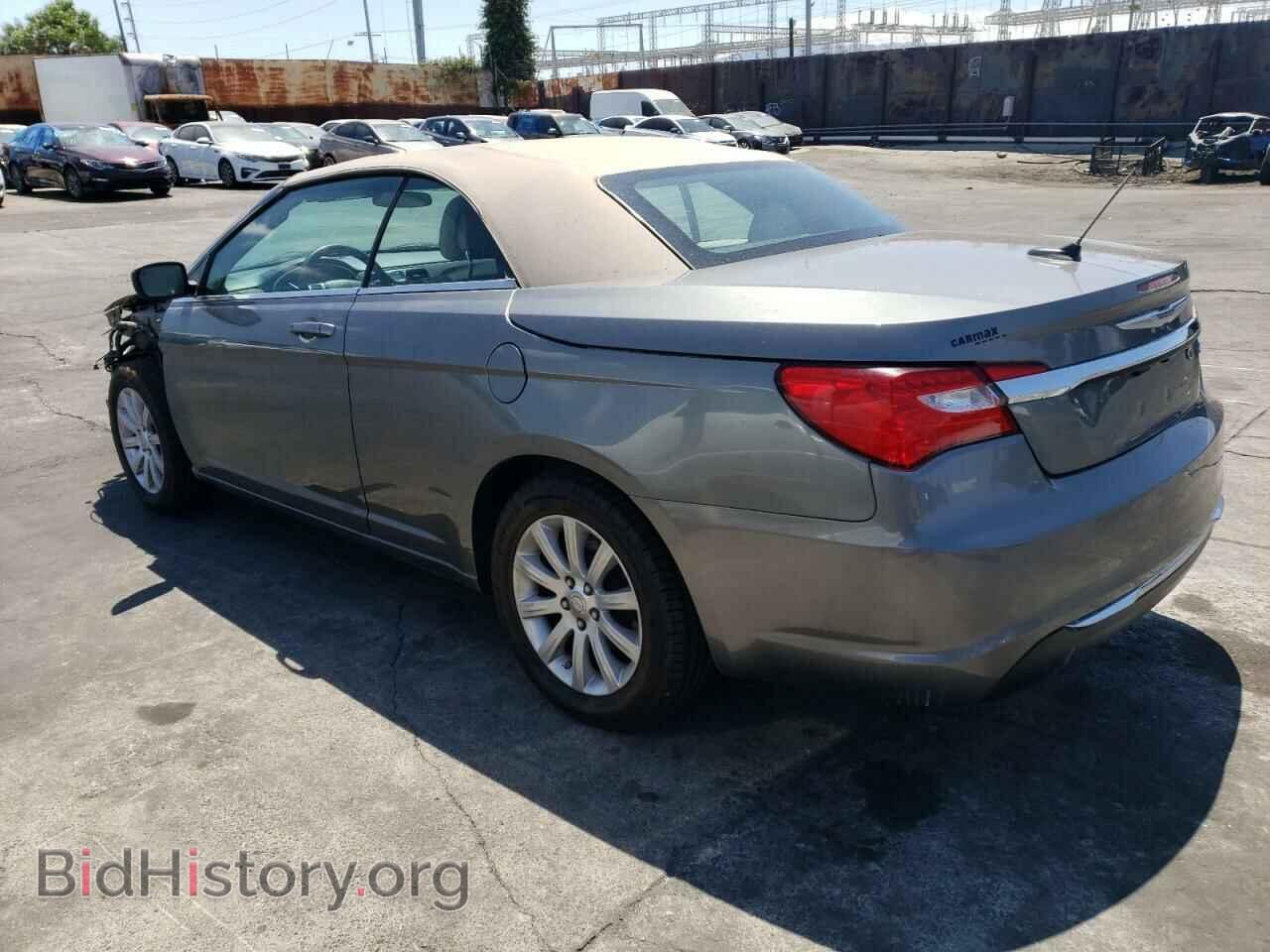 2013 CHRYSLER 200 - VIN: 1C3BCBEB1DN511686 - Фото 2
