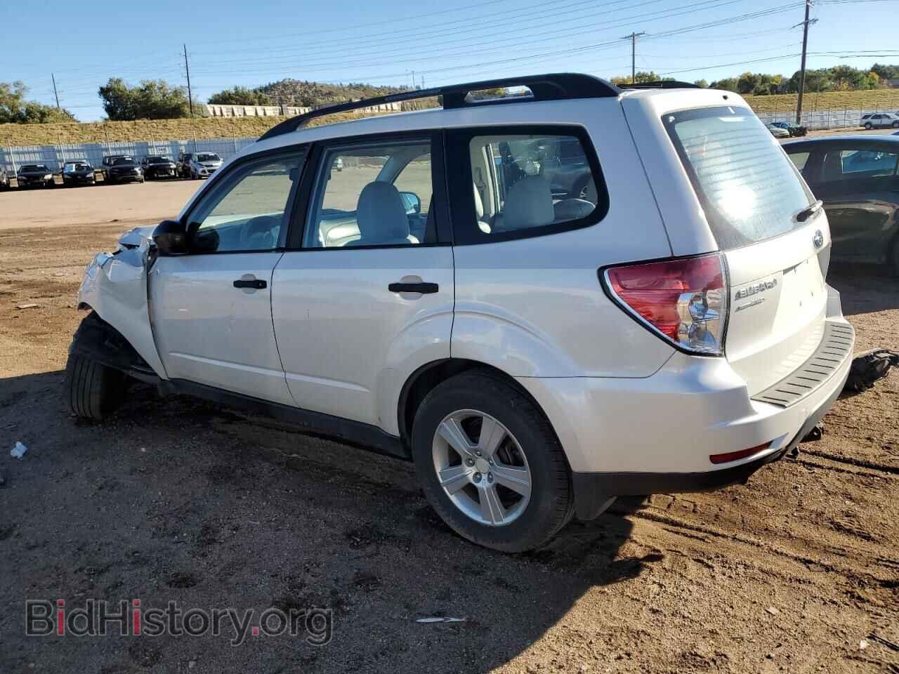 2011 SUBARU FORESTER - VIN: JF2SHBBC4BH724767 - Фото 2