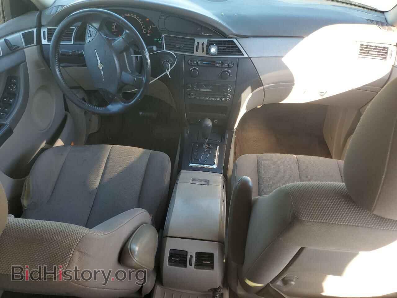 2005 CHRYSLER All Models - VIN: 2C4GM48LX5R434741 - Фото 8
