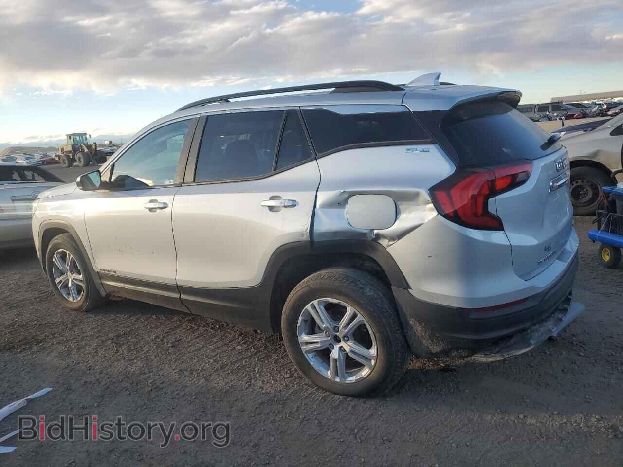 2021 GMC TERRAIN - VIN: 3GKALTEV1ML303450 - Фото 2