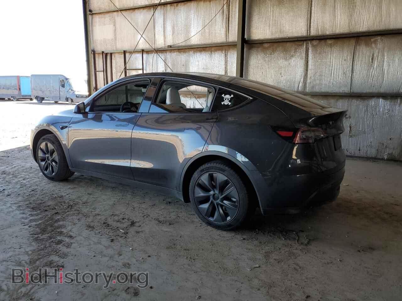 2024 TESLA MODEL Y - VIN: 7SAYGDED5RF181292 - Фото 2